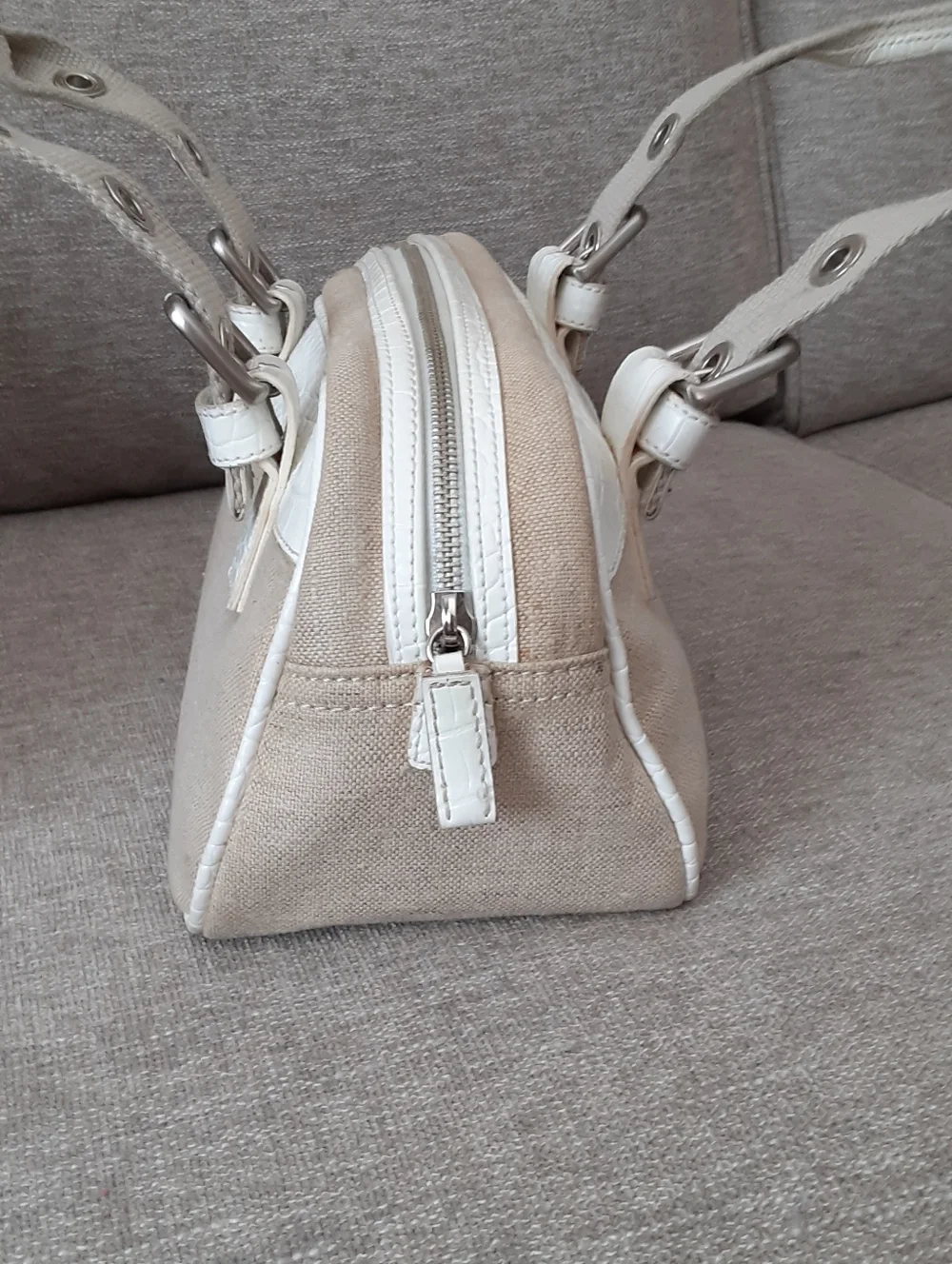 Unit Colors Of Benetton Canvas and Leather Shoulders Bag